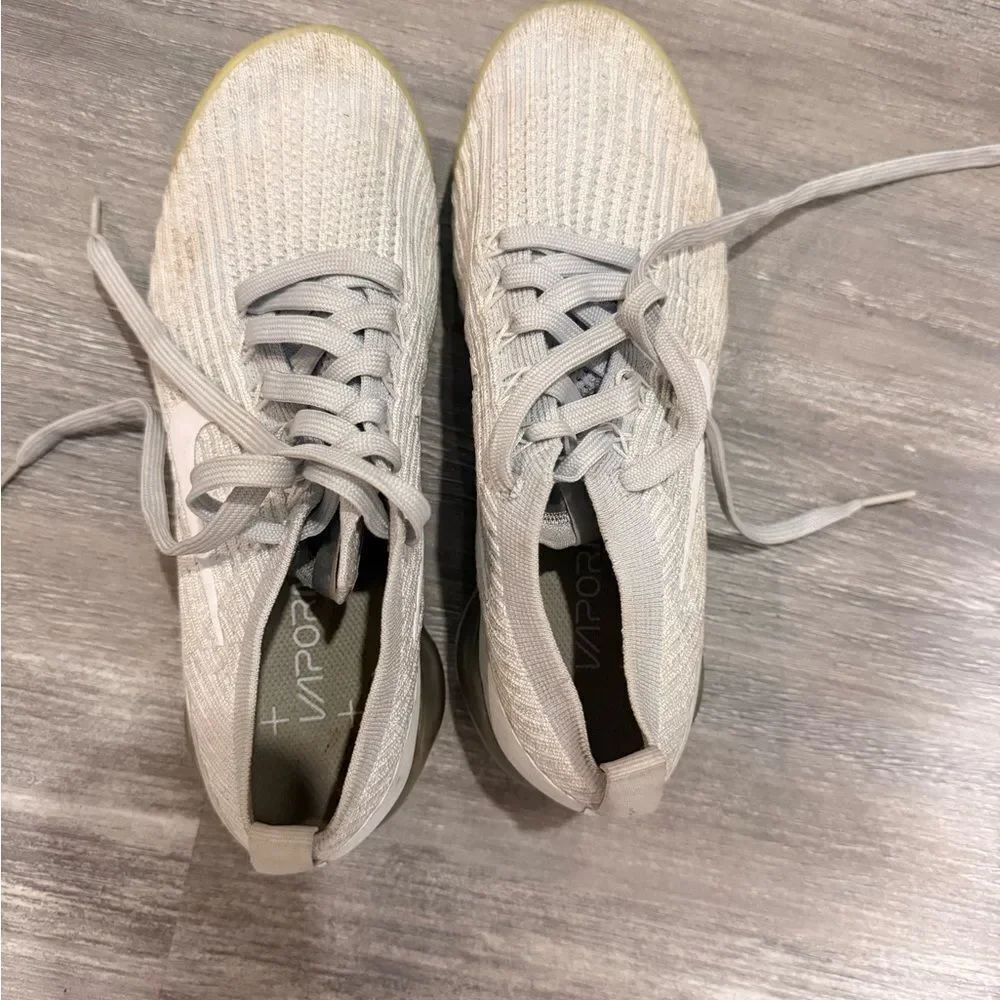NIKE Women's TENNIS SHOES